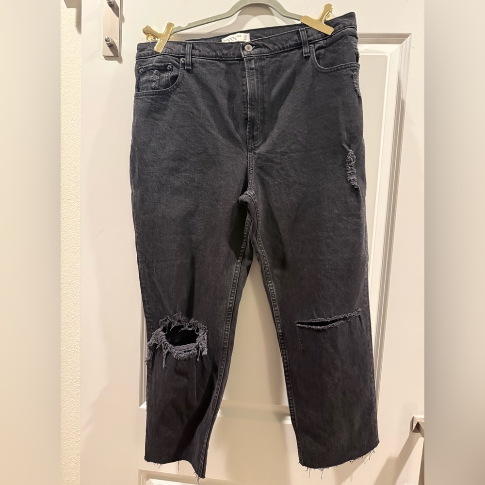 Abercrombie & Fitch Women's High Rise Distressed Black Jeans